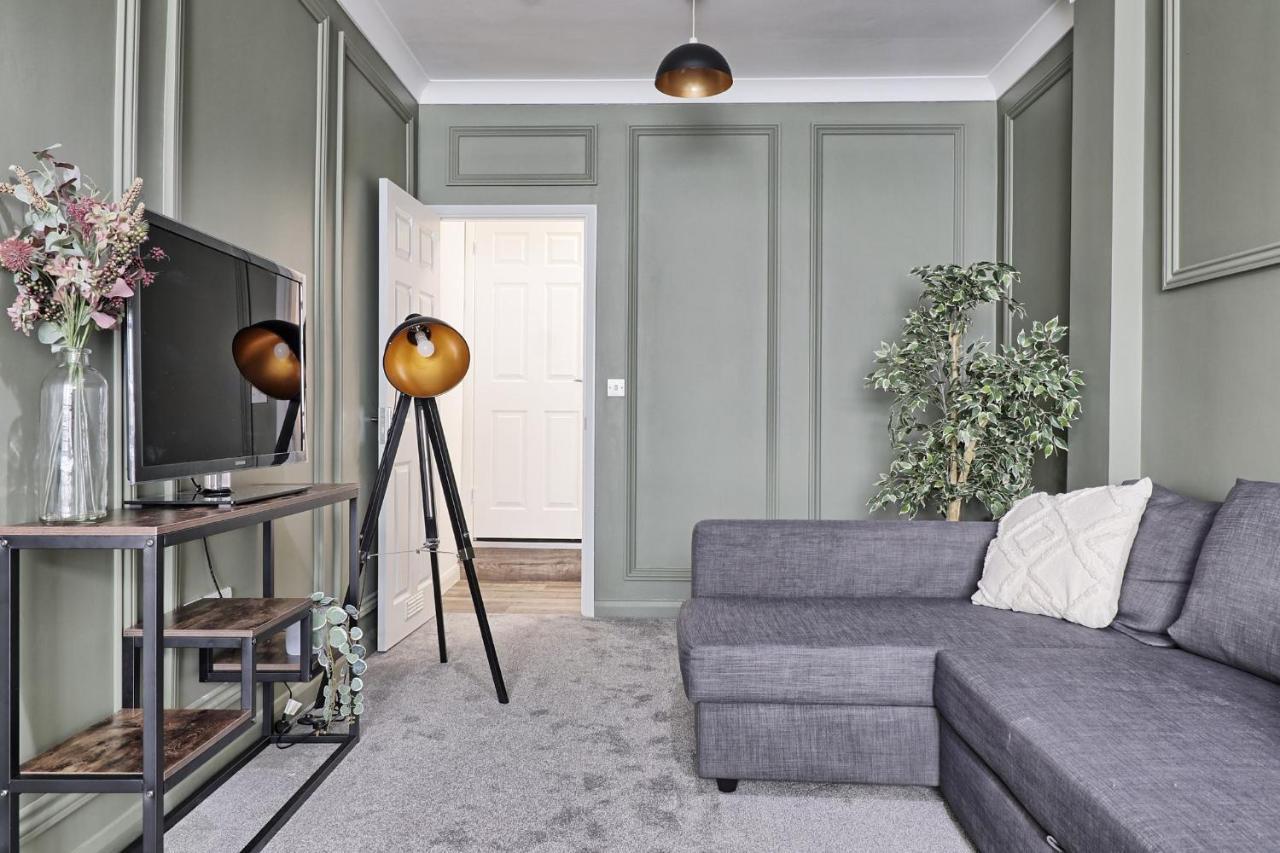 Stylish & Modern Apartment - Southend Stays Kültér fotó